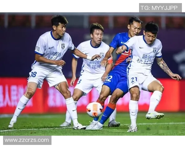 武汉篮球队与上海篮球队的精彩对决赛后分析与节奏探讨 武汉篮球队与上海篮球队的精彩对决赛后分析与节奏探讨